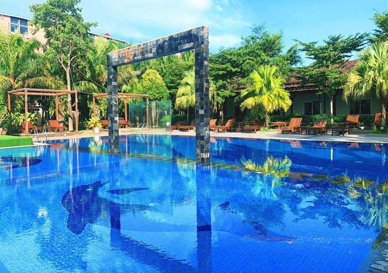 Twin Palms Resort Sihanoukville Kültér fotó