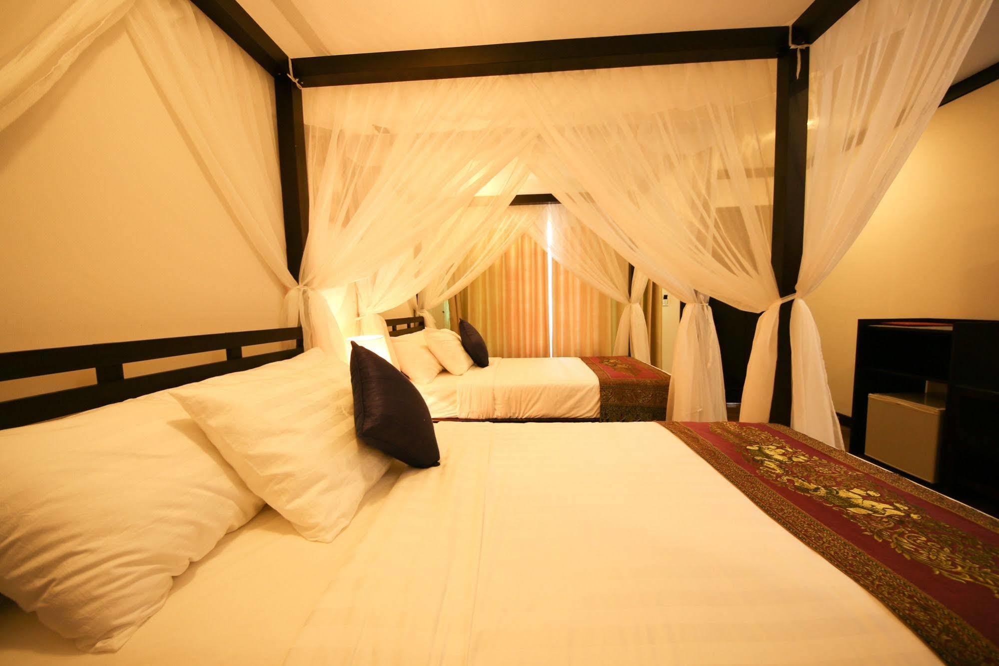 Twin Palms Resort Sihanoukville Kültér fotó