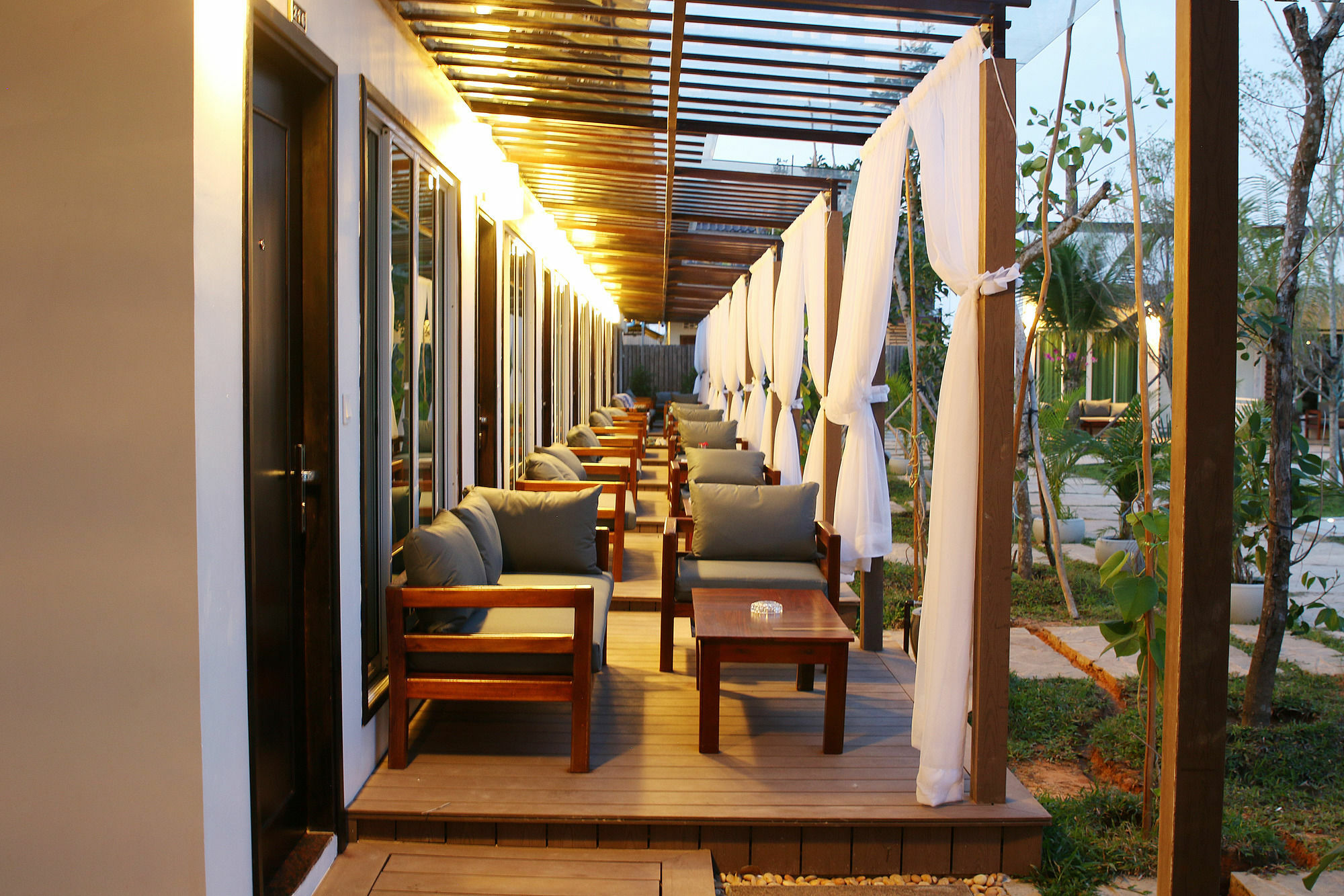 Twin Palms Resort Sihanoukville Kültér fotó